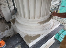  - Úprava poškozených detailů římským betonem