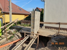  - Zdění pilířů z betonových TZB