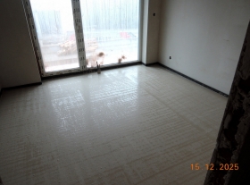  - Lití samonivelační anhydritové podlahy