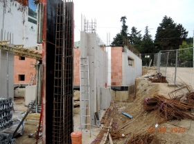  - Betonáž ŽB svislých nosných konstrukcí 1.NP