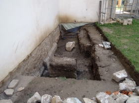  - Odkopání zbytku základového zdiva