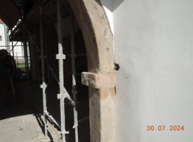  - Oprava kamenných prvků římským cementem