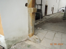  - Oprava kamenných prvků římským cementem