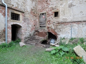  - Práce na schodišti v nádvoří